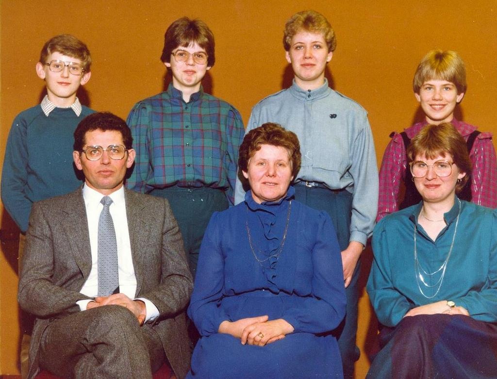 NHE - 00.214 familie Nijnens-Dielissen 1983
